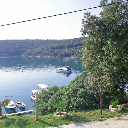 Apt Milena 2 2 Pax Few Steps From The Beach In Krnica